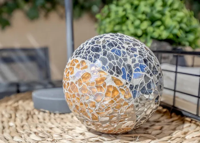 By The Sea Casa Alba Locos