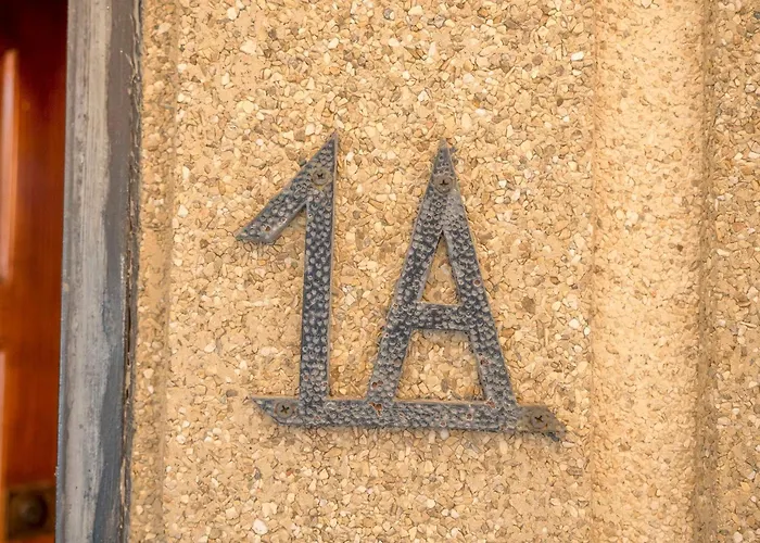 By The Sea Casa Alba Locos Appartement