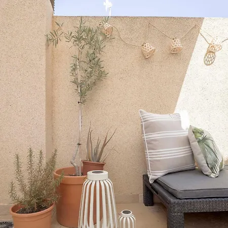 By The Sea Casa Alba Locos Торевьиа